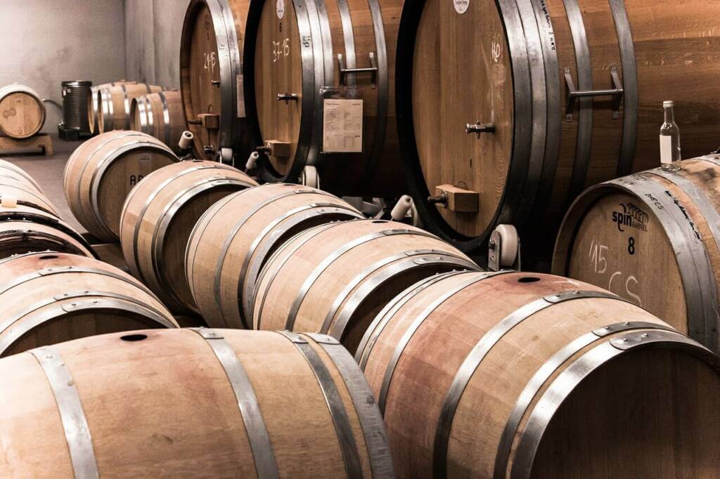 Barrica como se produce el vino Bodegas Vertijana